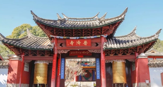 丽江普济寺地址,普济寺攻略_门票,普济寺游览yeezy攻略鞋抢图片