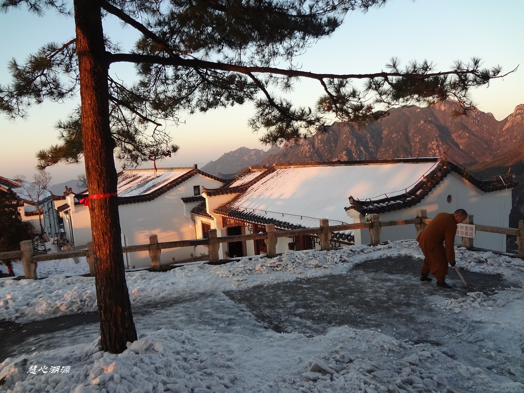 【池州图片】四大佛山主题游：九华山之两个百分之八十