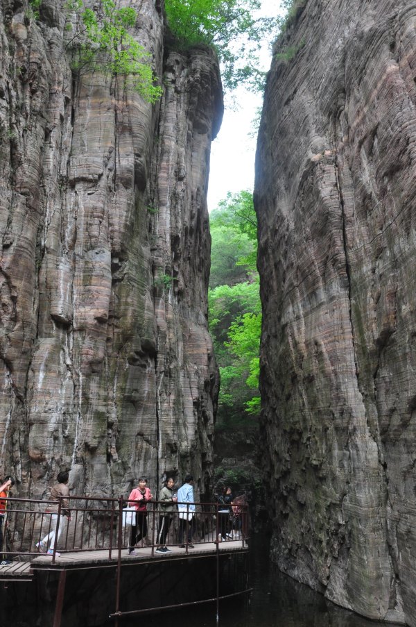 走遍天下之河南篇:洛阳龙潭大峡谷