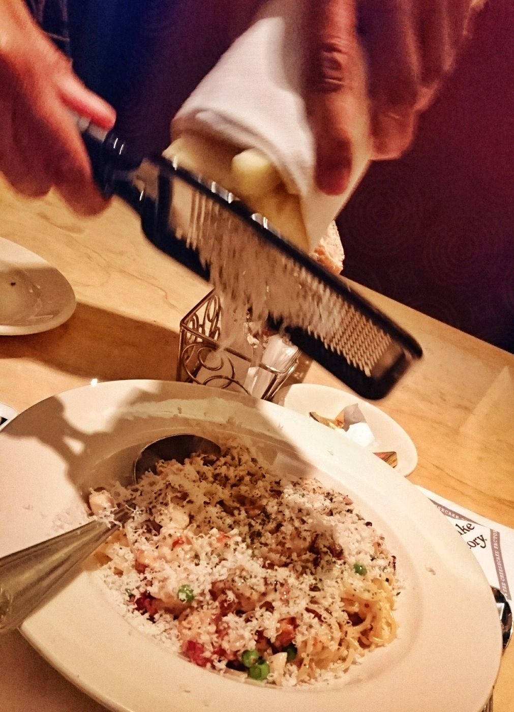 迪拜美食-the cheesecake factory