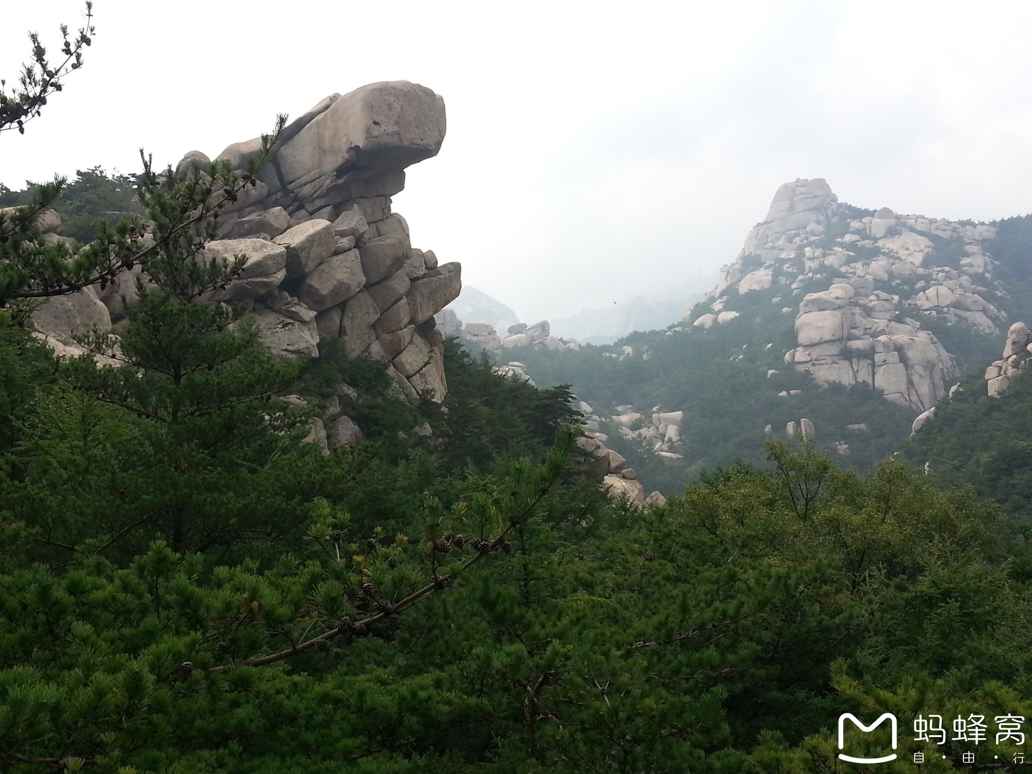 棋盘石风景区        