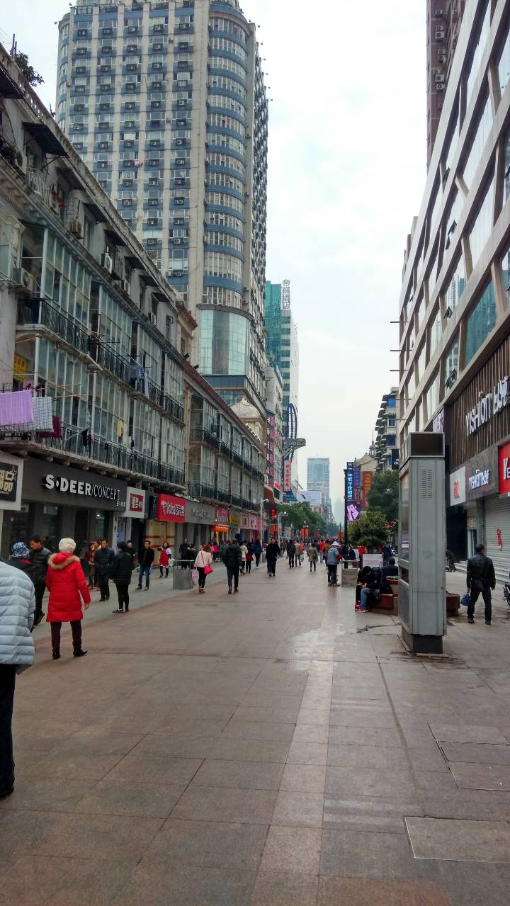 江汉路步行街        