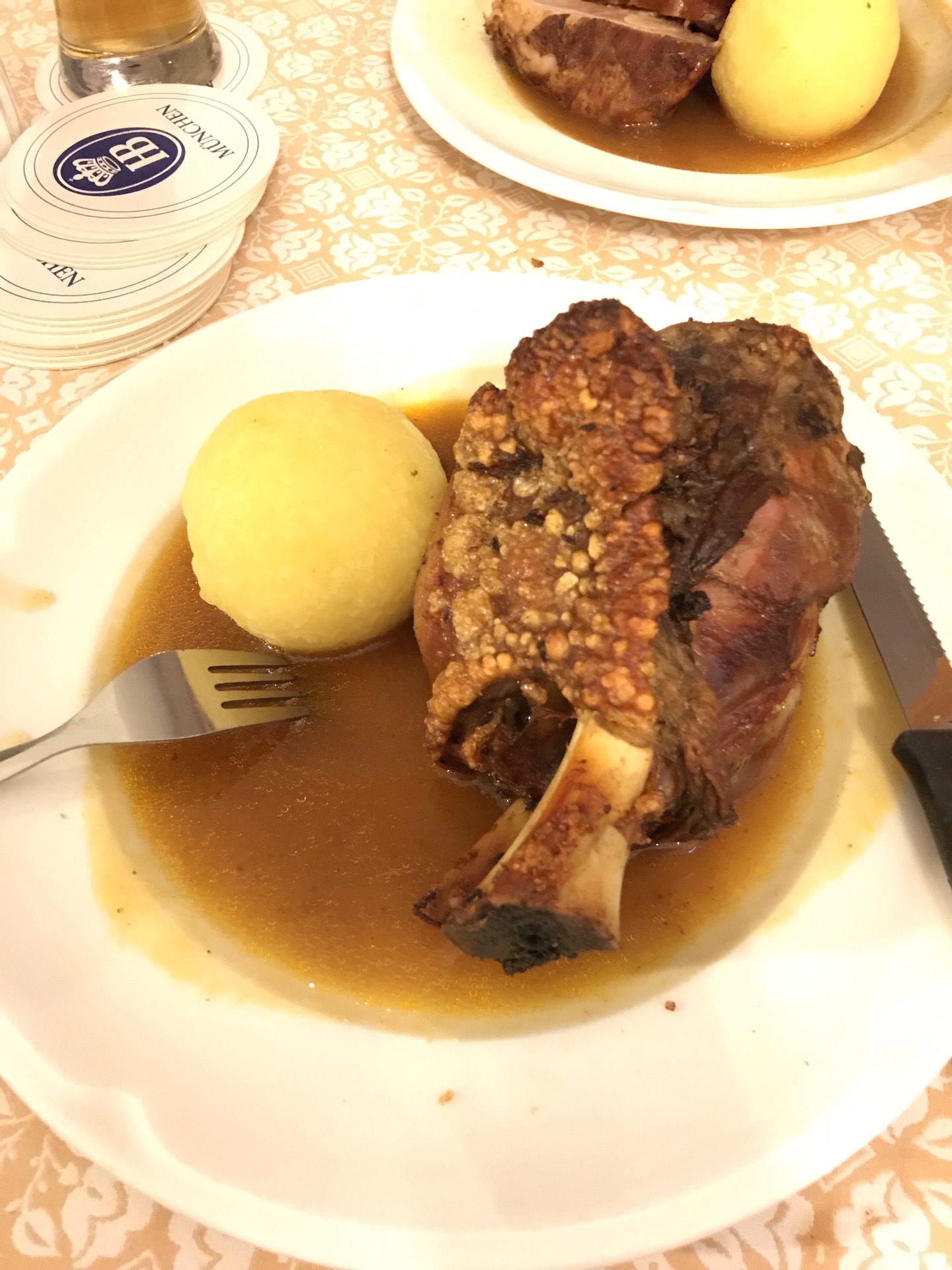 青岛美食-德国慕尼黑皇家啤酒屋HB(暂停营业)