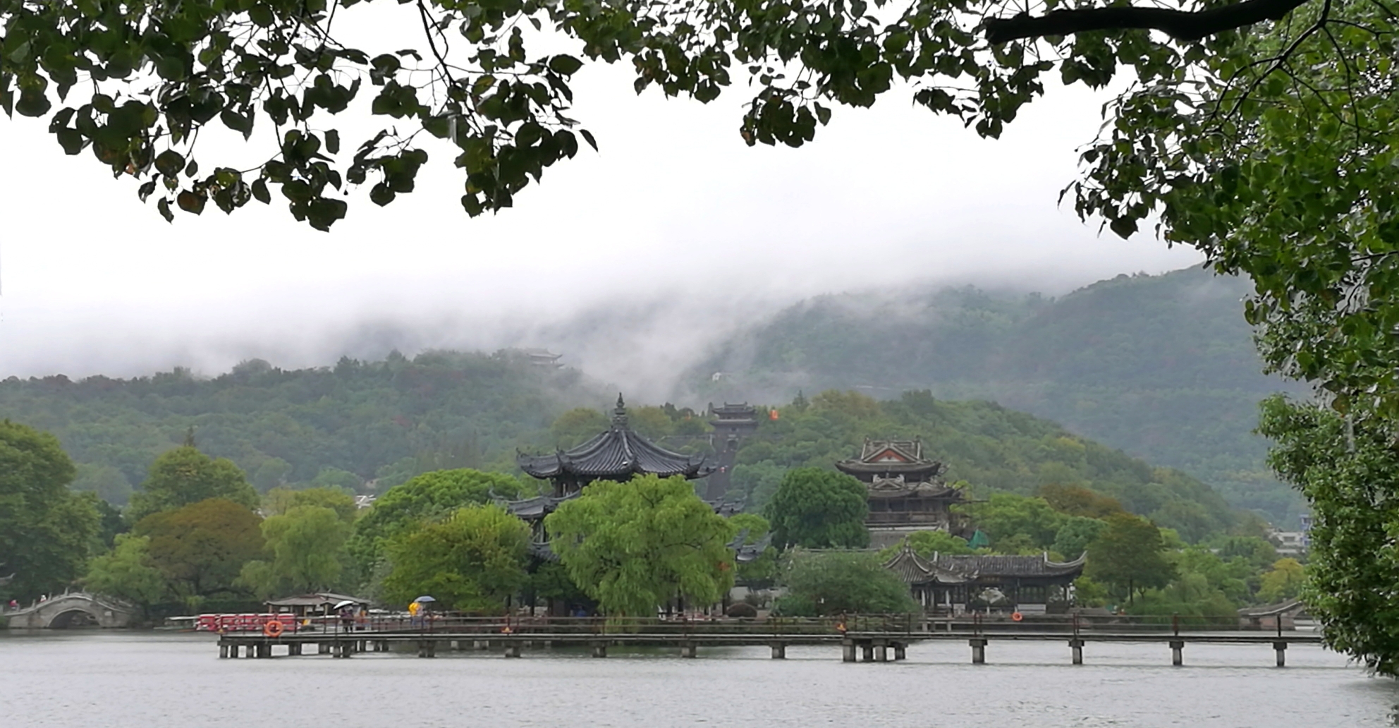 烟雨东湖_游记