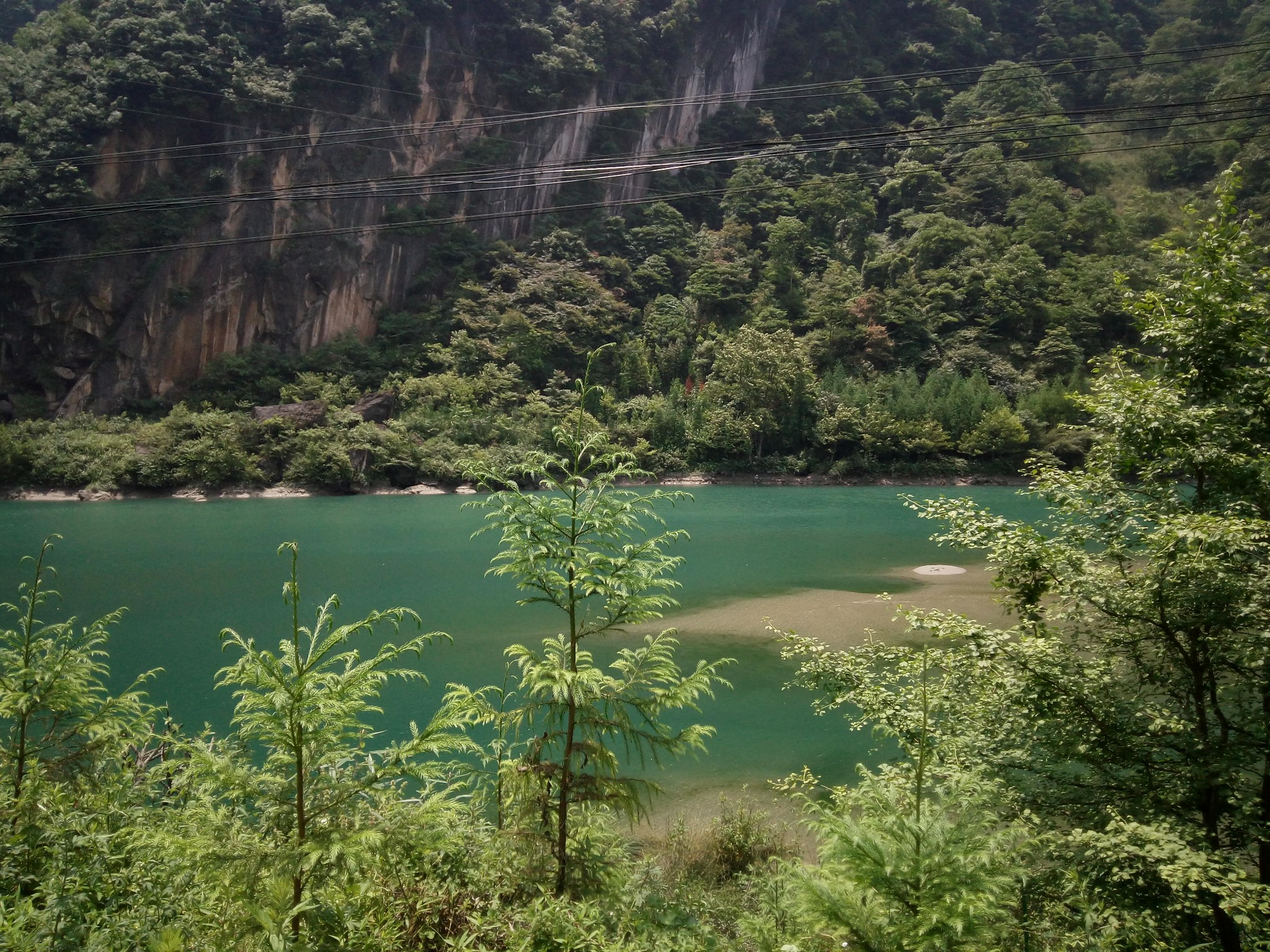 匆匆一瞥南宝山