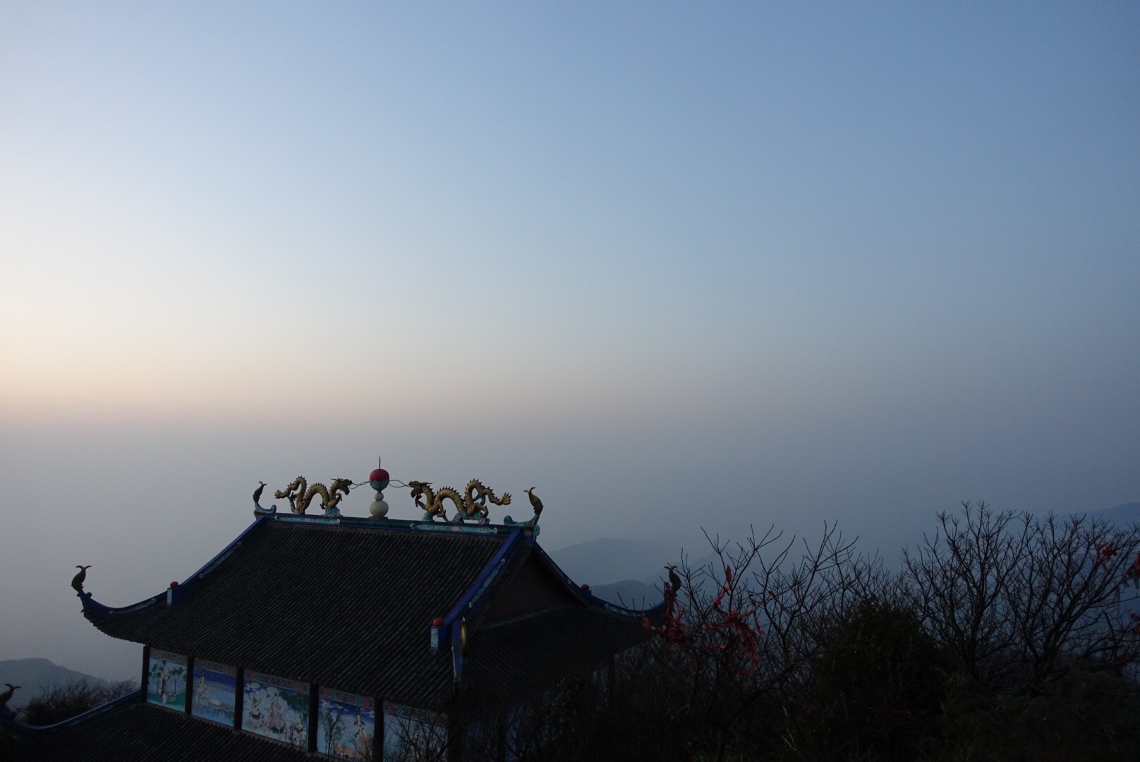 华蓥山宝鼎寺