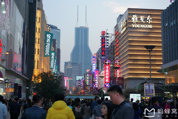 怎么去上海最方便 wKgBZ1j2FvWAYzffACAONKRZ6tw79.jpeg?imageView2%2F2%2Fw%2F600%2Fh%2F600%2Fq%2F90