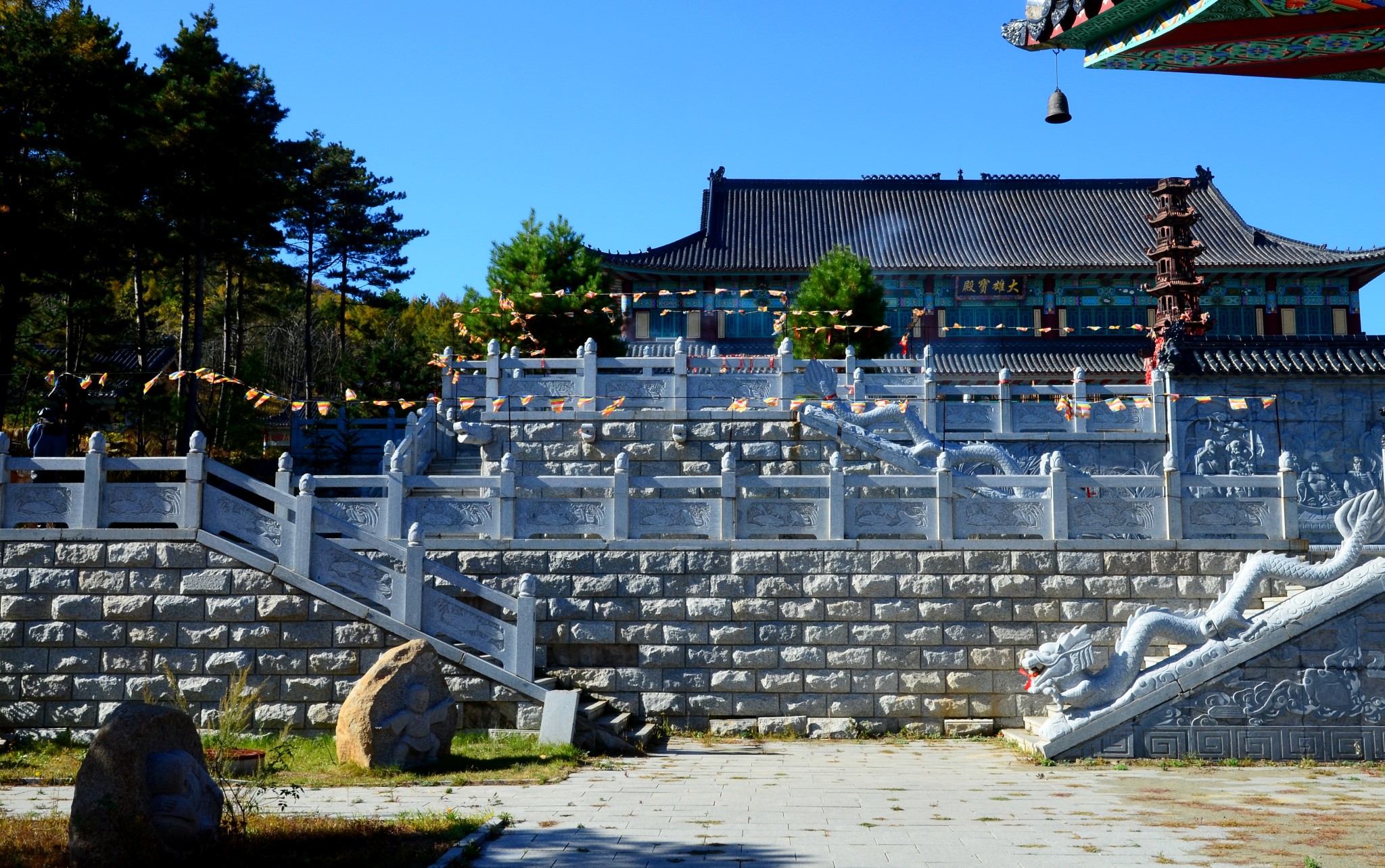 《随风驾中国》吉林 图们【日光山中的华严寺】