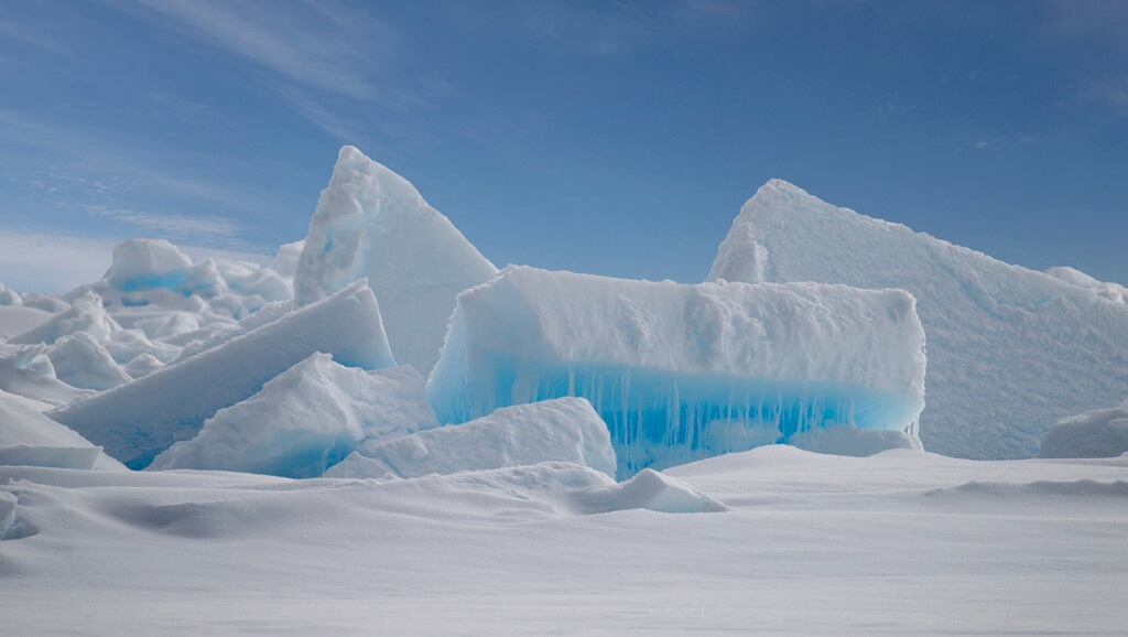 走进北极,看冰川,看极光,看因纽特人,加拿大的小众旅行地pond inlet