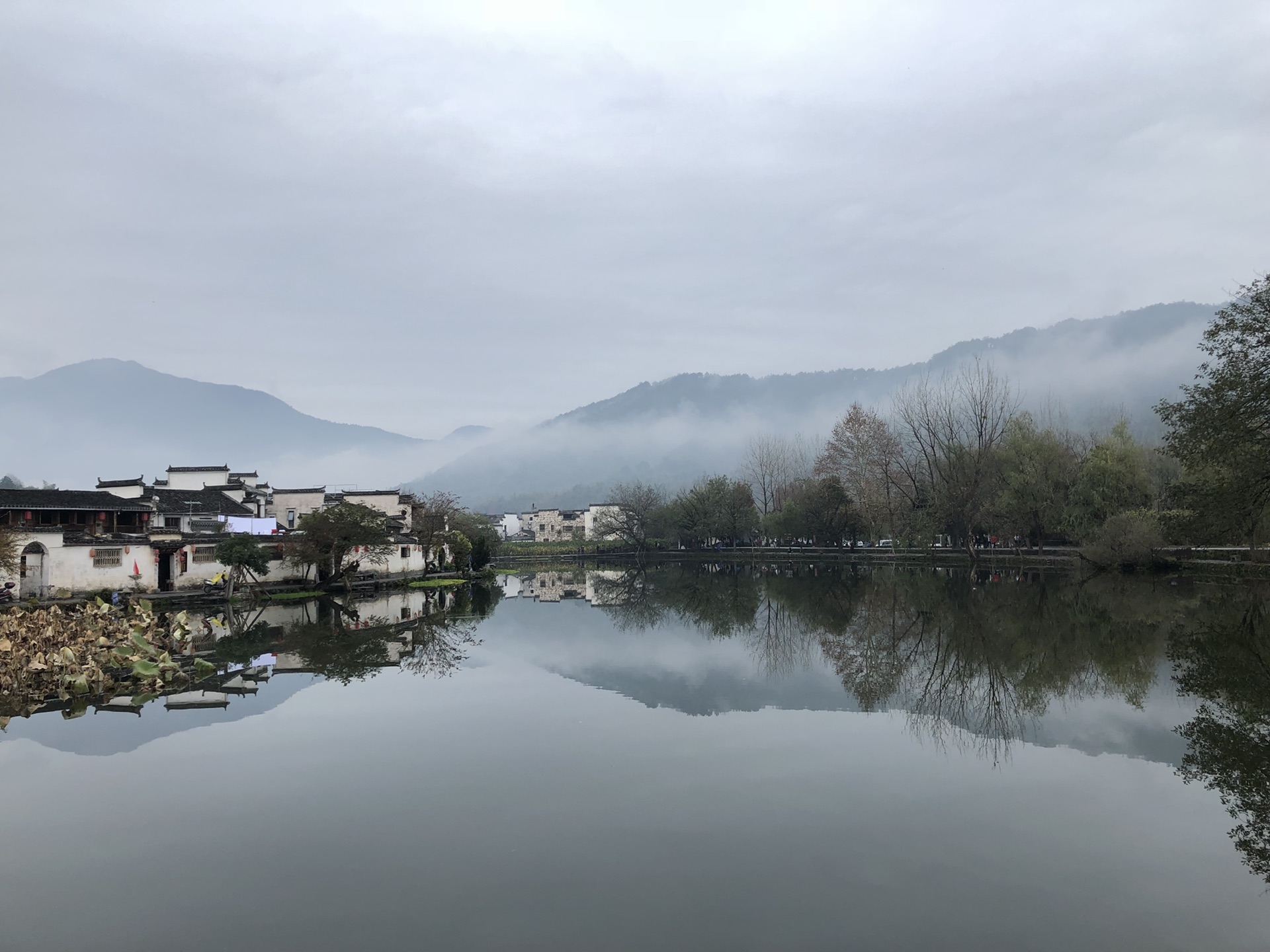 此时此刻的我，只想放空自己。记黄山三日。