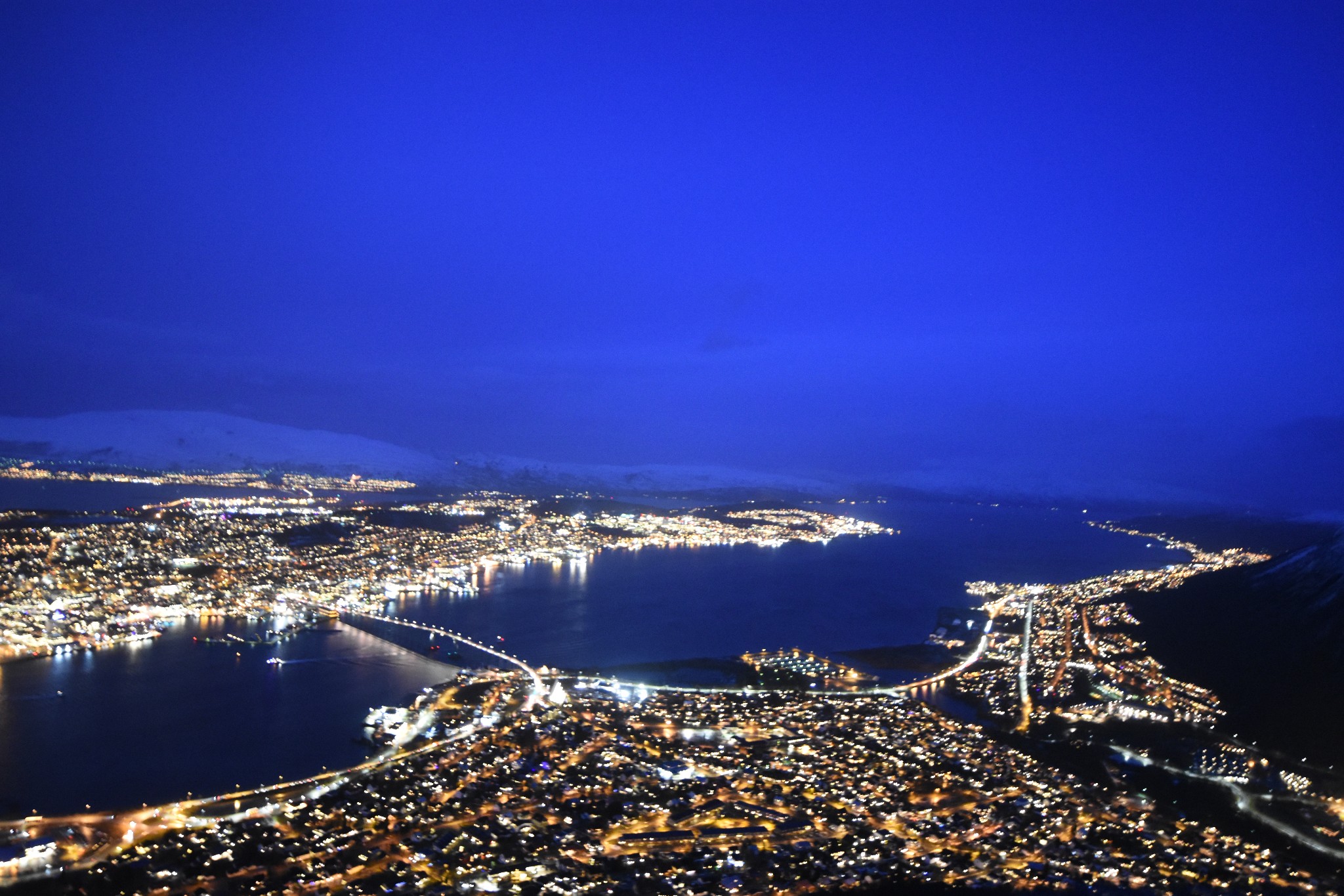 北极圈自驾一千英里，不仅为极光的北欧极光之旅_游记