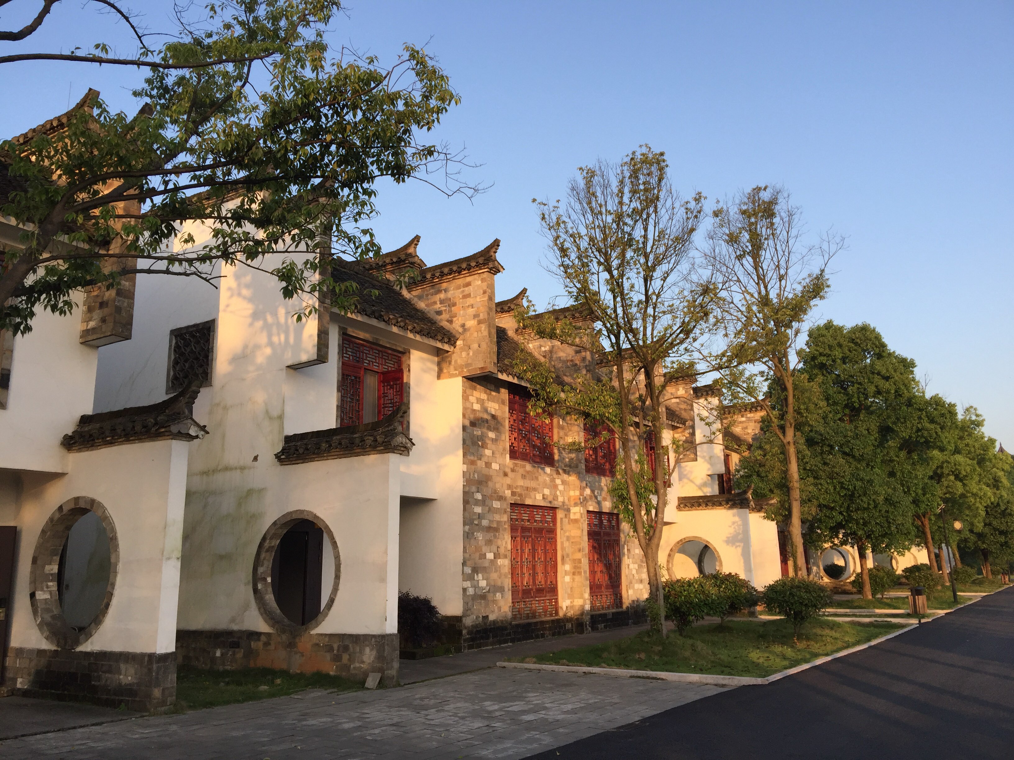 宣城泾县桃花潭畔诗画山水酒店套餐(住宿1晚 自助早餐