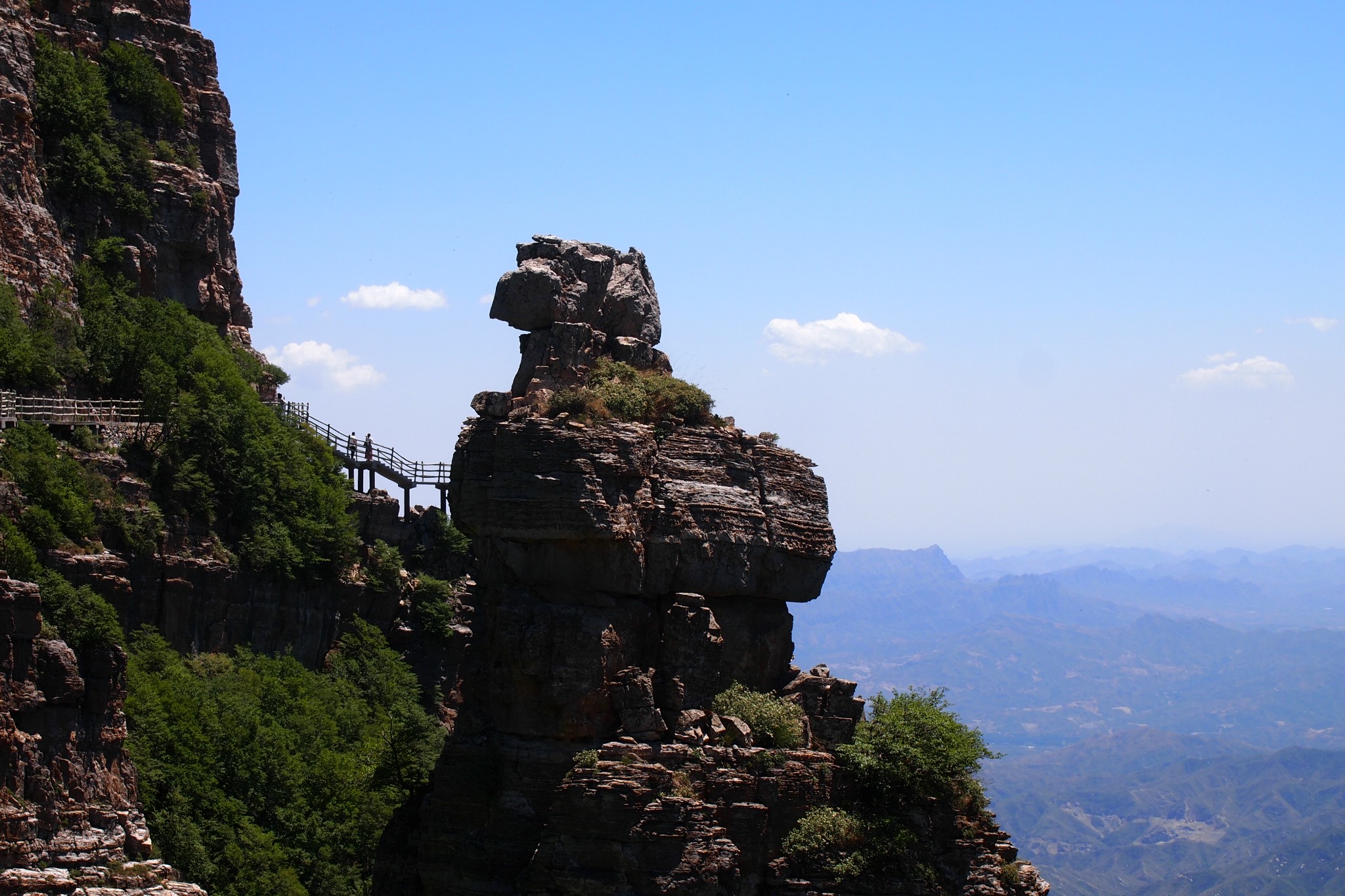 白石山世界地质公园      