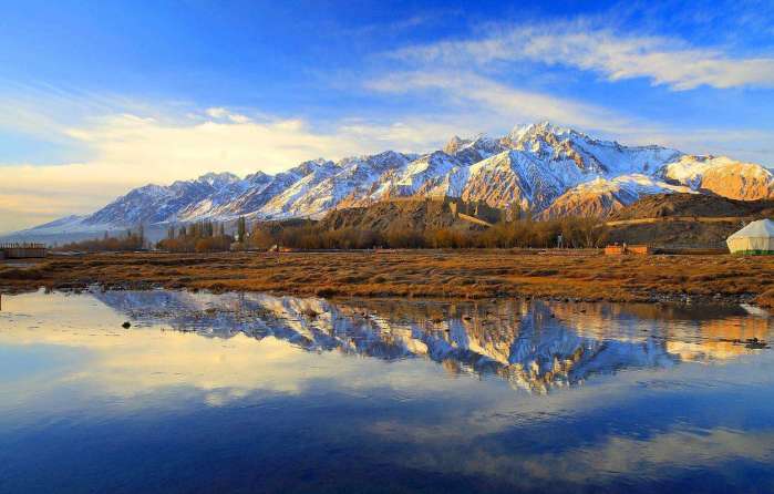 7月底打算暑假带孩子去新疆,适合去南疆还是北