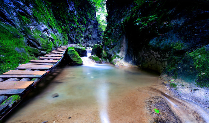 湖北襄阳翡翠峡景区门票