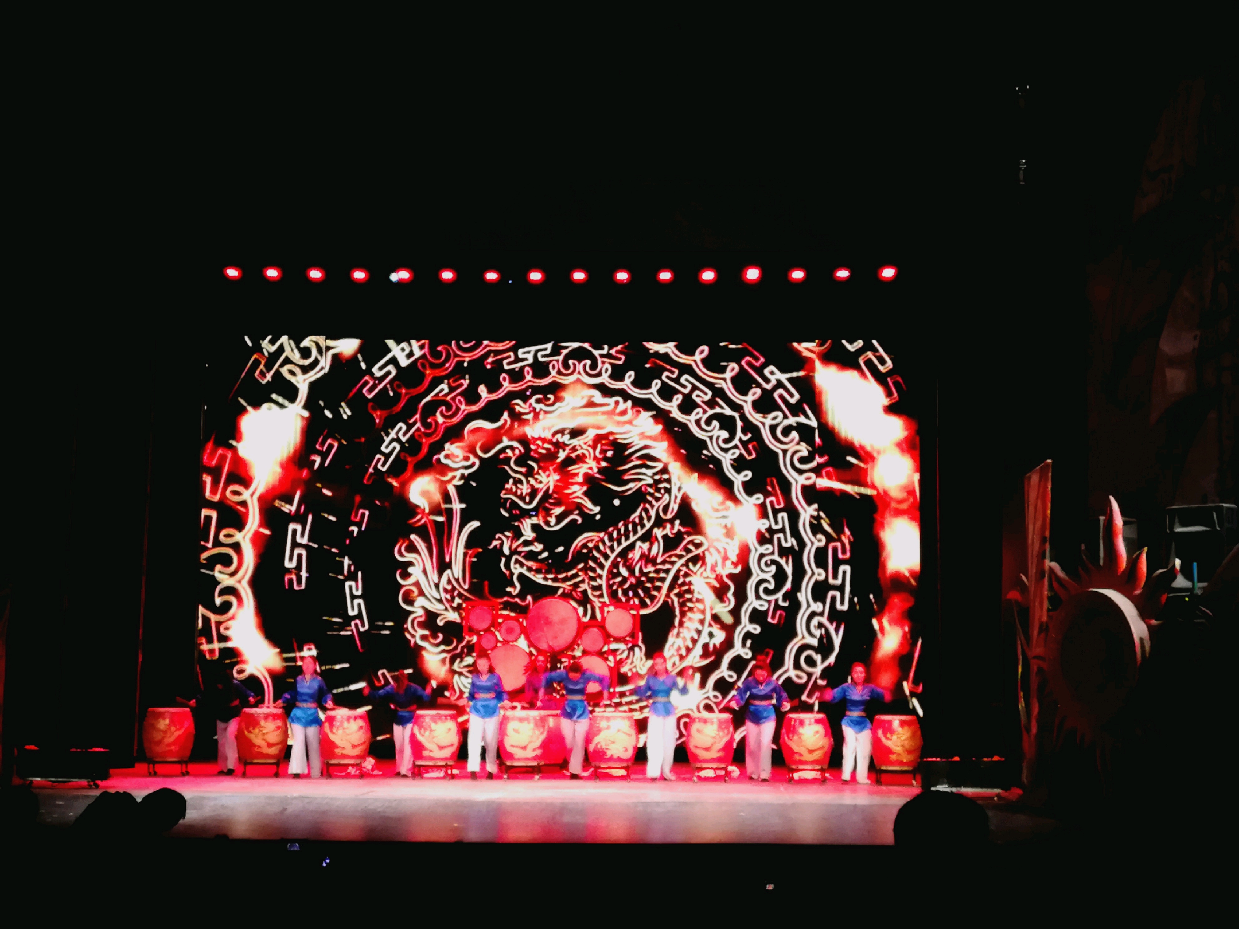 北京娱乐-北京工人俱乐部金沙剧场杂技