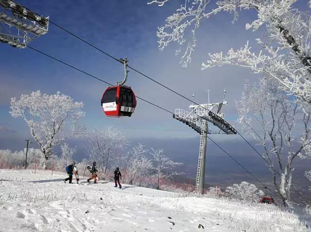 松花湖滑雪场        