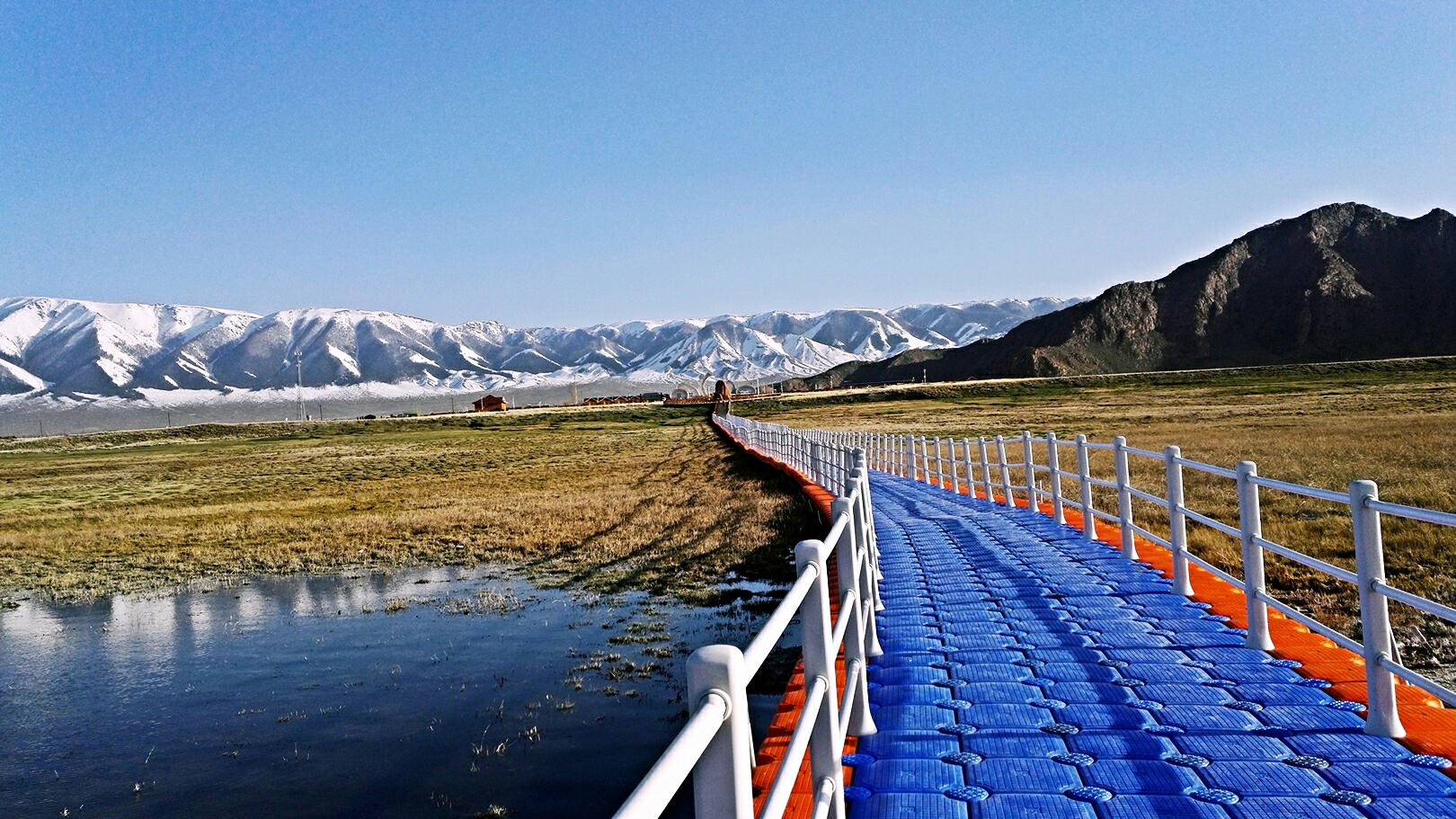 巴里坤湖   自驾游地图册上未标注的人间仙境