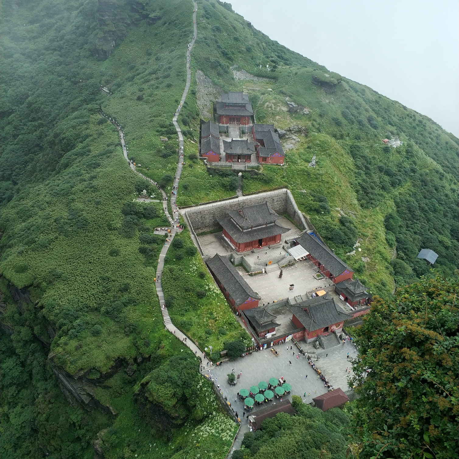 贵州自驾景点防踩雷指南 "天眼—天龙屯堡—晴隆24拐—马岭河峡谷