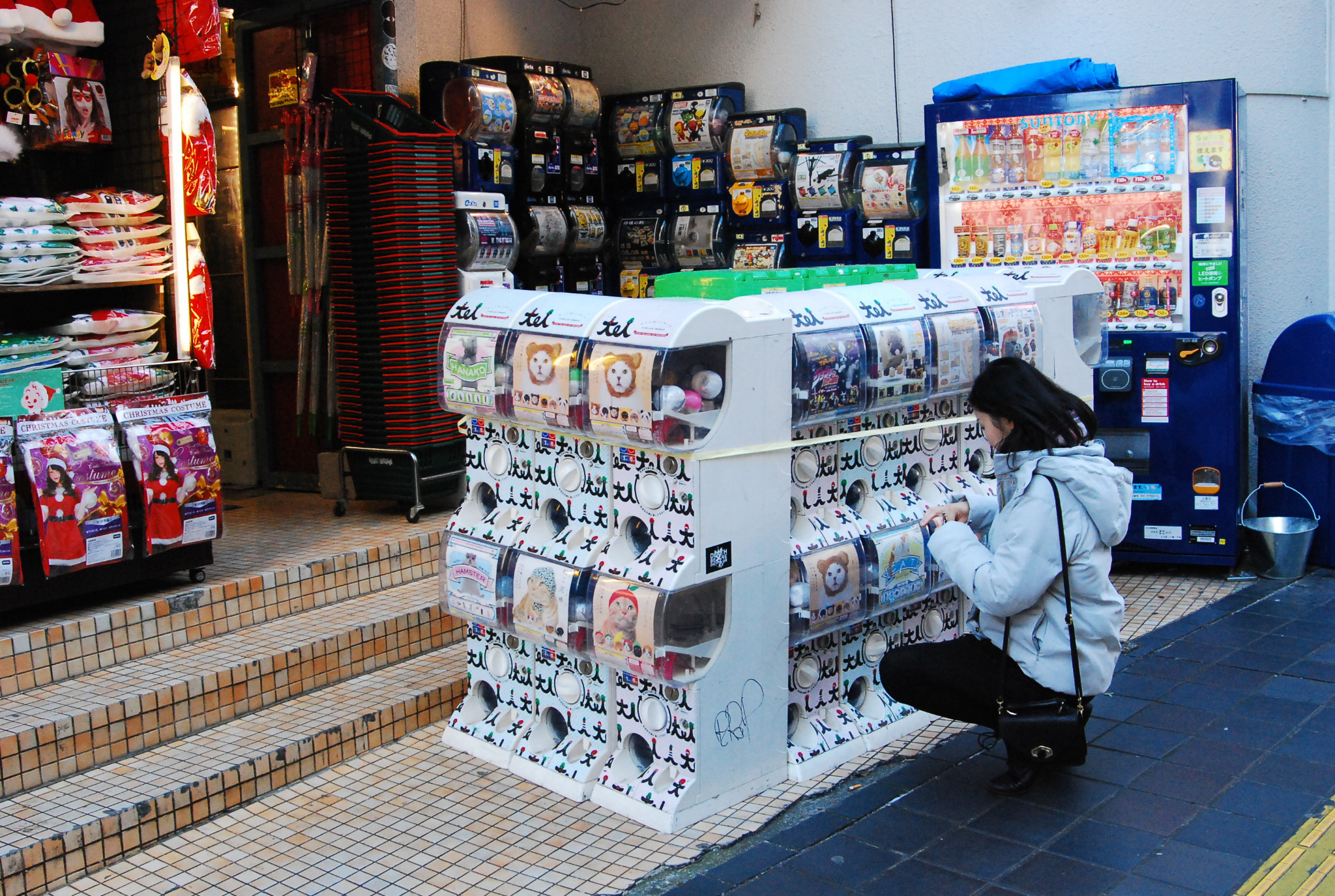 下北沢---老街　豪德寺---招财猫     三轩茶屋---女神异闻录5中的原址_游记
