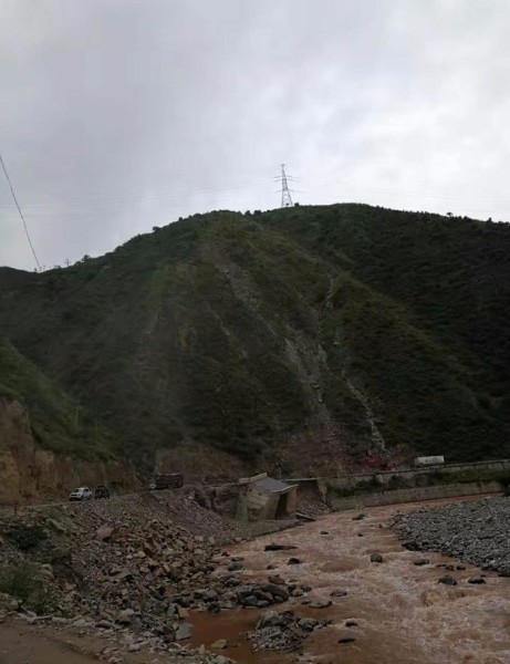 西藏著名景区实拍 wKgBEFtLLIqAadt0AAPK9MKXVW890.jpeg?imageView2%2F2%2Fw%2F600%2Fh%2F600%2Fq%2F90