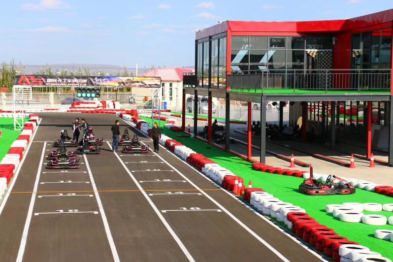 蒙古rs国际卡丁车俱乐部坐落于乌兰察布市察哈尔右翼前期s310伸到机场