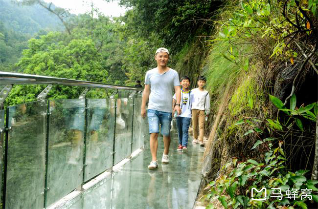 汝城周边哪里好玩?中青旅九龙江玻璃栈道一日游