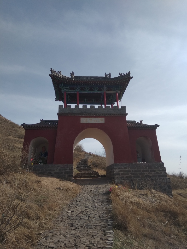 右玉旅游攻略—牛心孕璞——右玉牛心山_游记