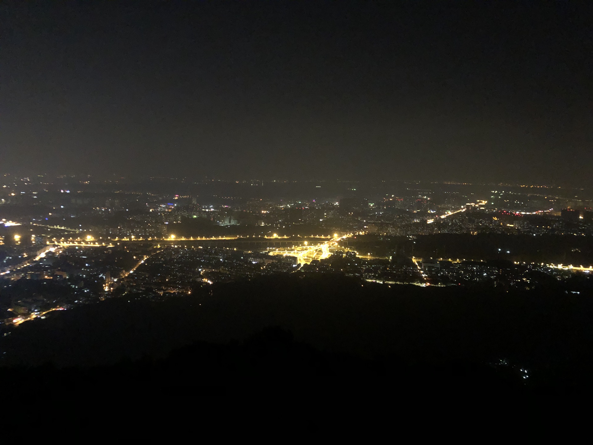 夜登紫金山