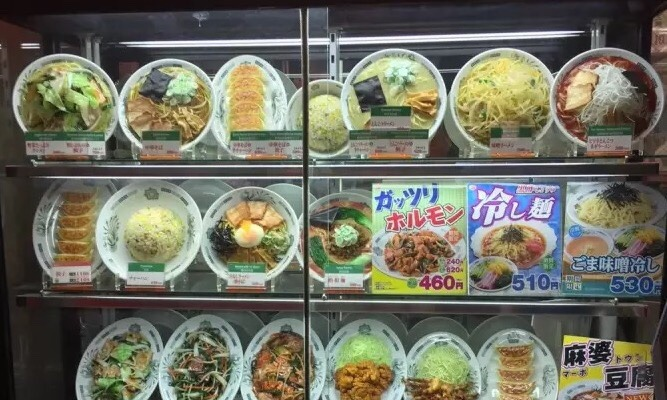 东京美食-中华食堂日高屋