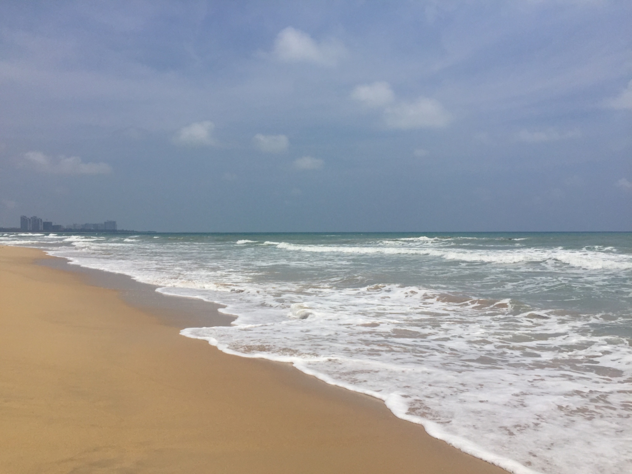 北纬20度的海浪阳光与沙滩