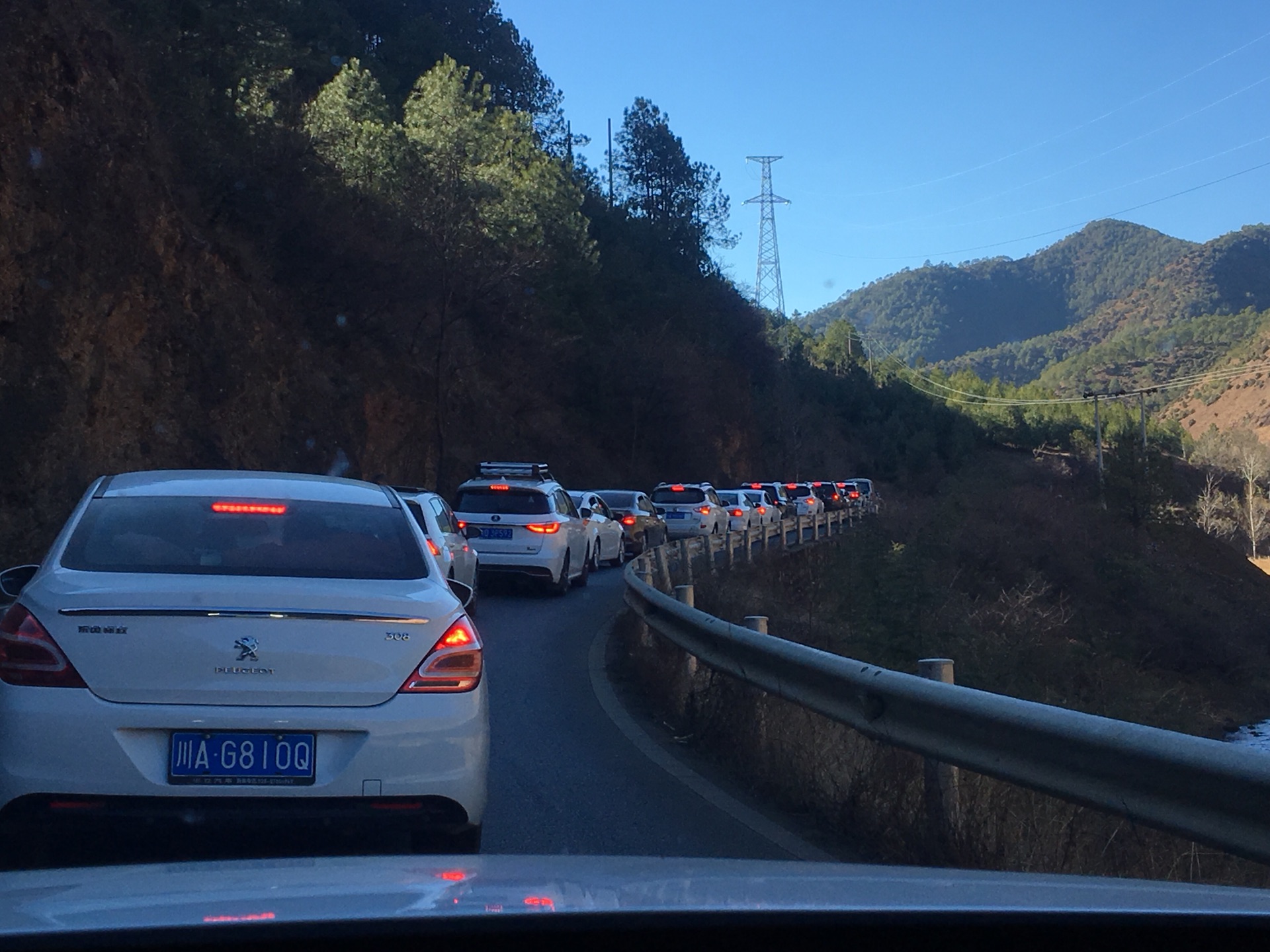 盐源县有多少人口_四川盐源县公母山图片