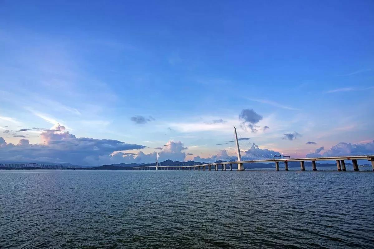 海上看深圳 领略深圳别样之美(带亲朋好友看见不一样的深圳之美)