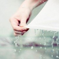 一袭染尽红尘衣