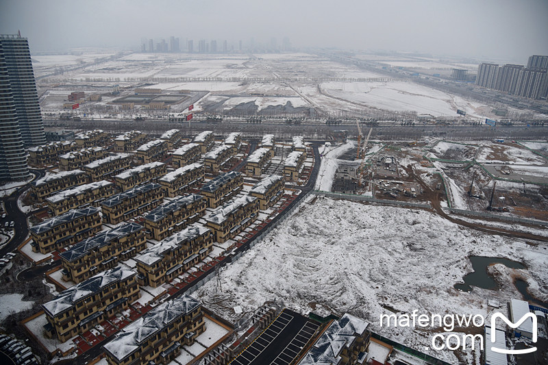 清明雪纷飞   冬回恋春情