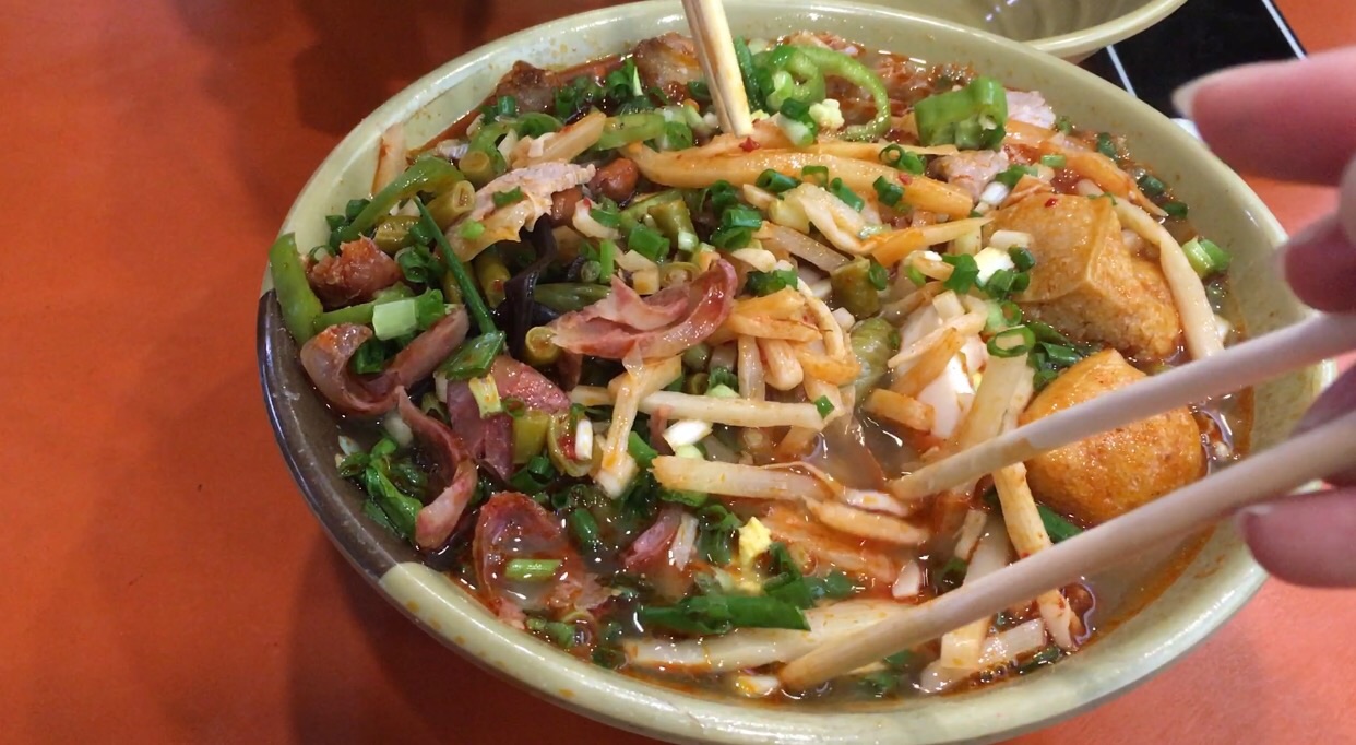 阳朔美食-肥子螺蛳粉(抗战路店)