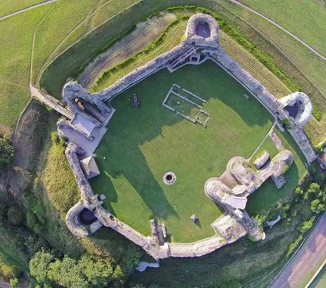 佩文西城堡 pevensey castle