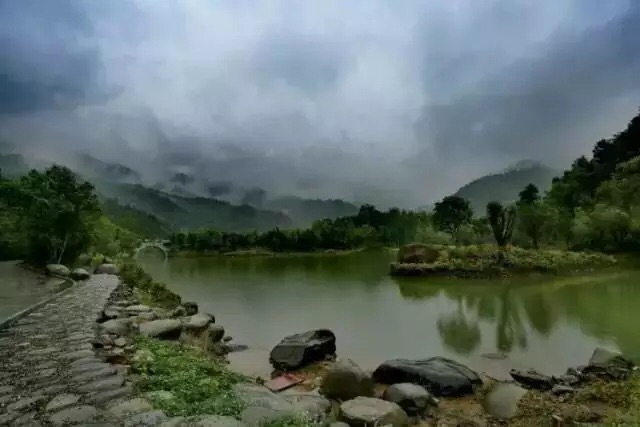 汤里温泉开心游