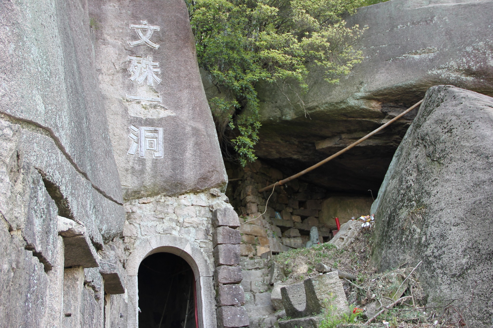 不走寻常路,反走九华山,住尼姑庵