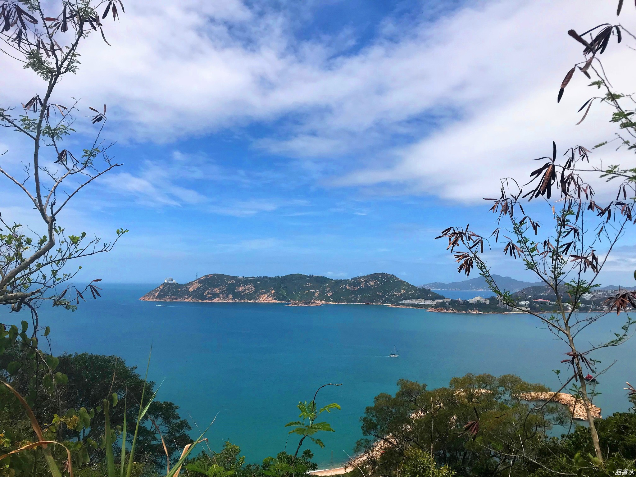 蓝天白云,青山大海·香港岛海边徒步·曾经的秘境,美丽的鹤咀
