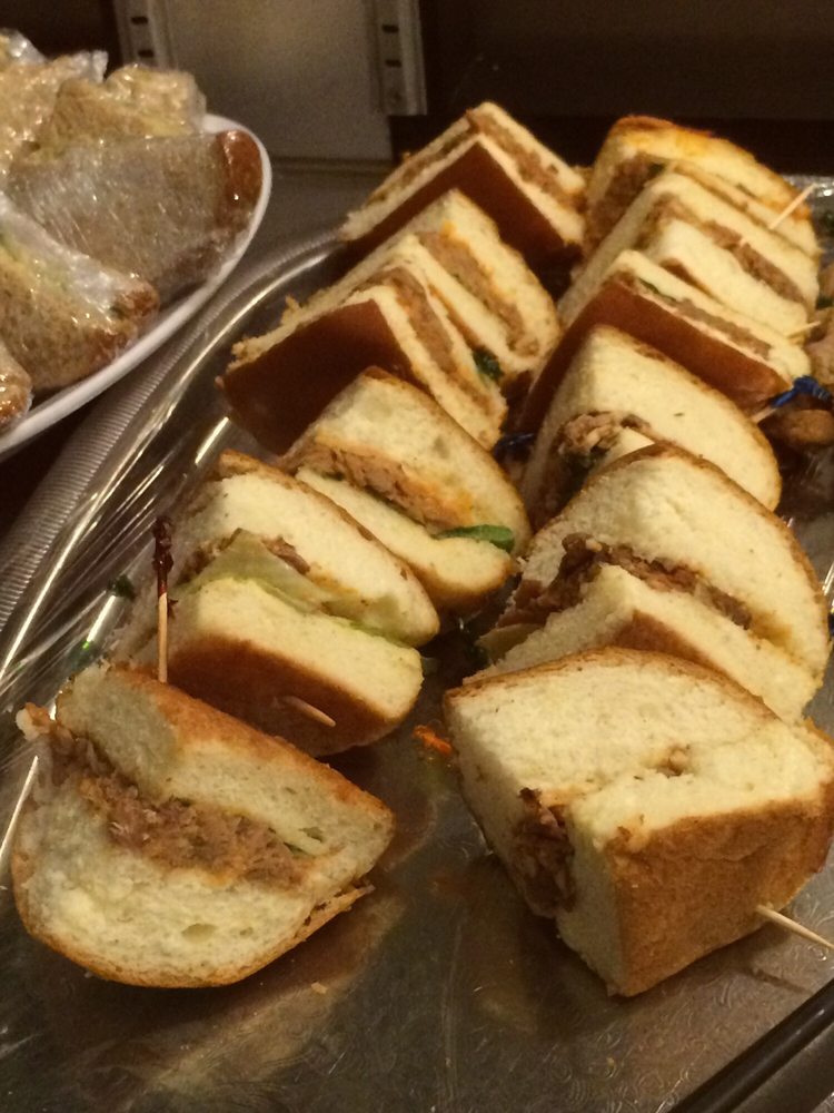 卡尔加里美食-Servisair Chinook Lounge