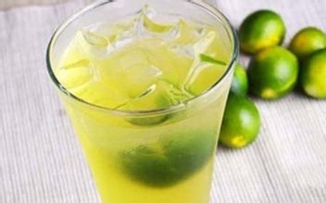 奶茶占GDP_历史中国gdp世界占比(2)