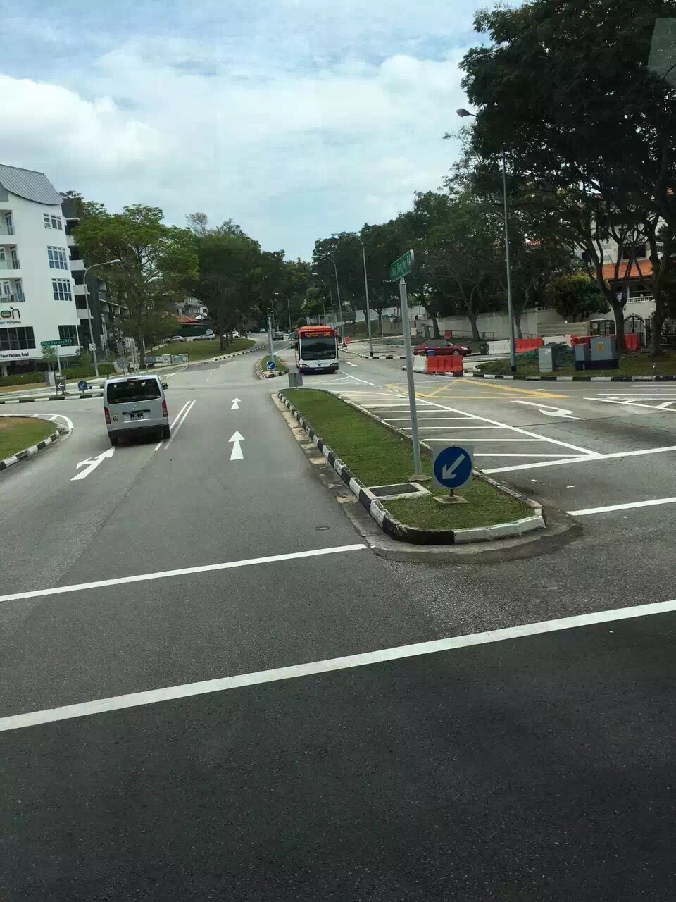 新加坡美食-East 8 New York Fusion Tapas + Bar