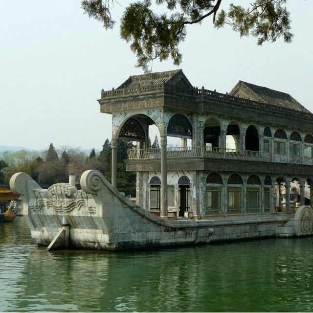 北京颐和园石舫