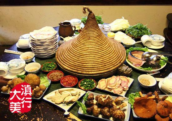 云南旅游攻略必去景点和特色美食 wKgBEFsEv7iALWLDAAE_glptQtU54.jpeg?imageView2%2F2%2Fw%2F600%2Fq%2F90%7CimageMogr2%2Fstrip%2Fquality%2F90