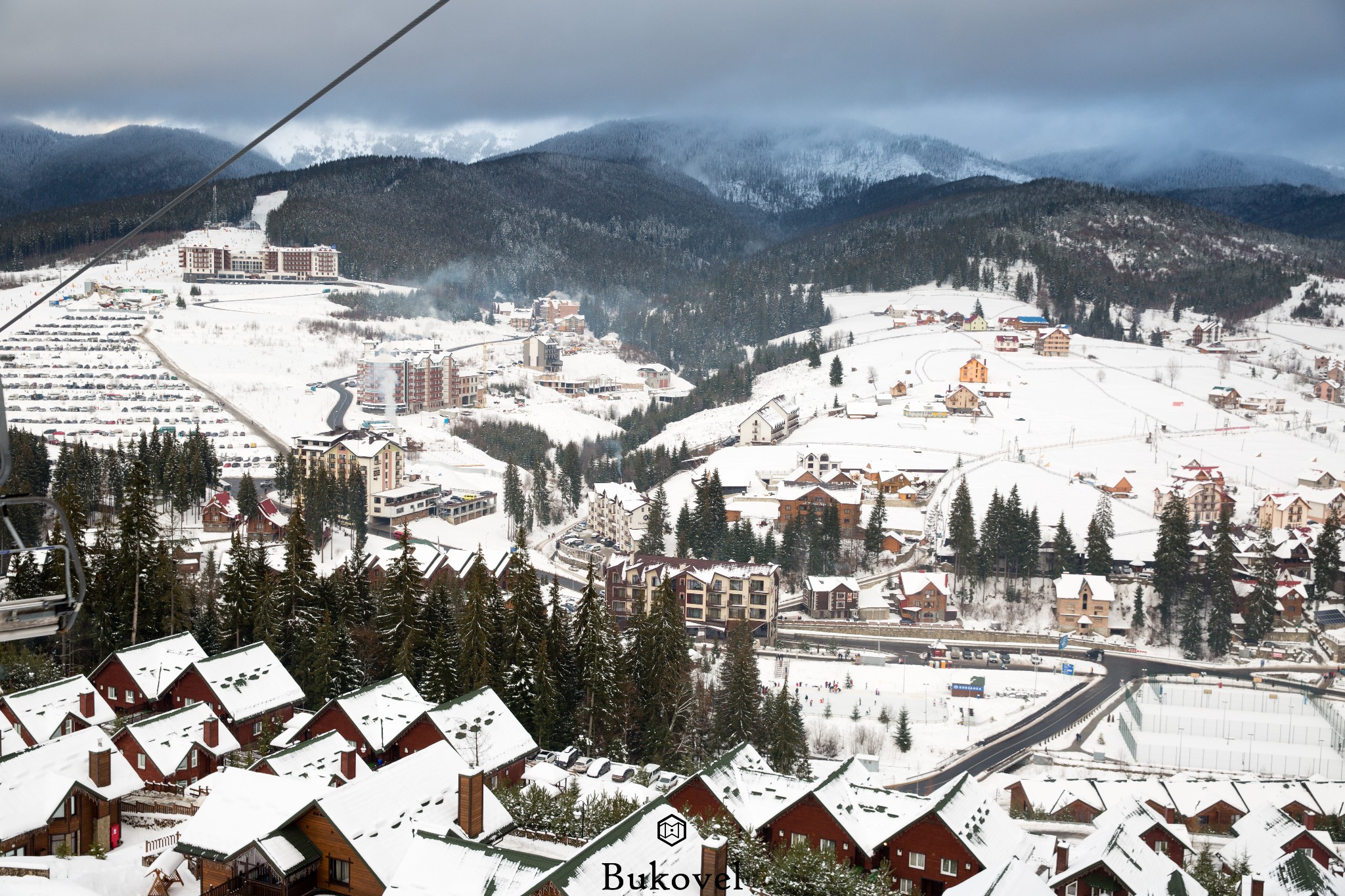 致我们折腾的青春－Bukovel Ukraine （乌克兰TOP1滑雪场/世界级滑场-布克维）1_游记