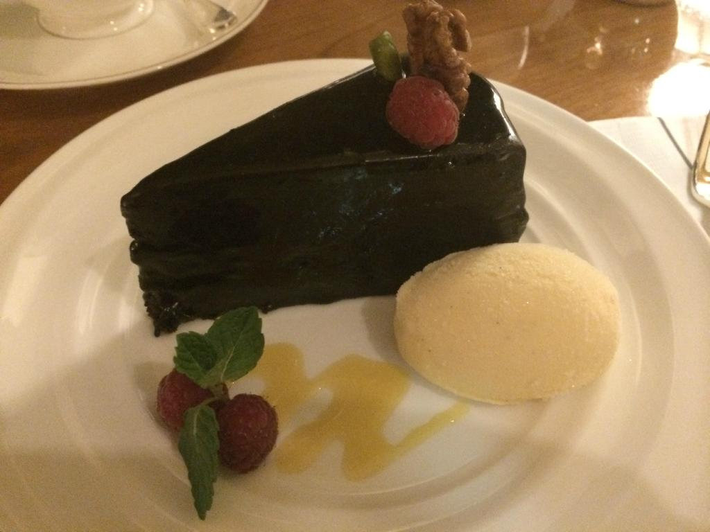 东京美食-レストランカメリア(椿山荘内)