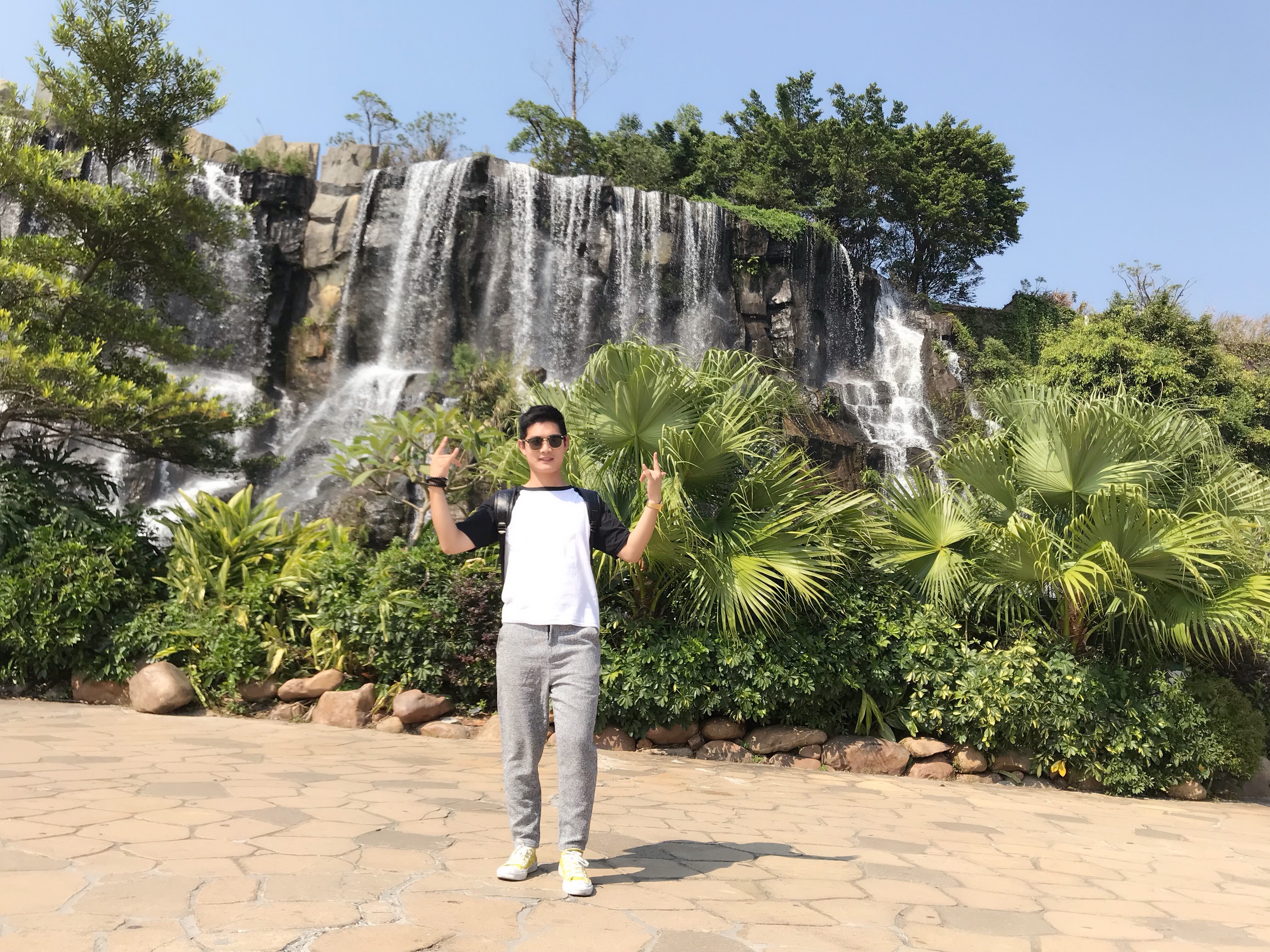 深圳美食-大峡谷餐厅