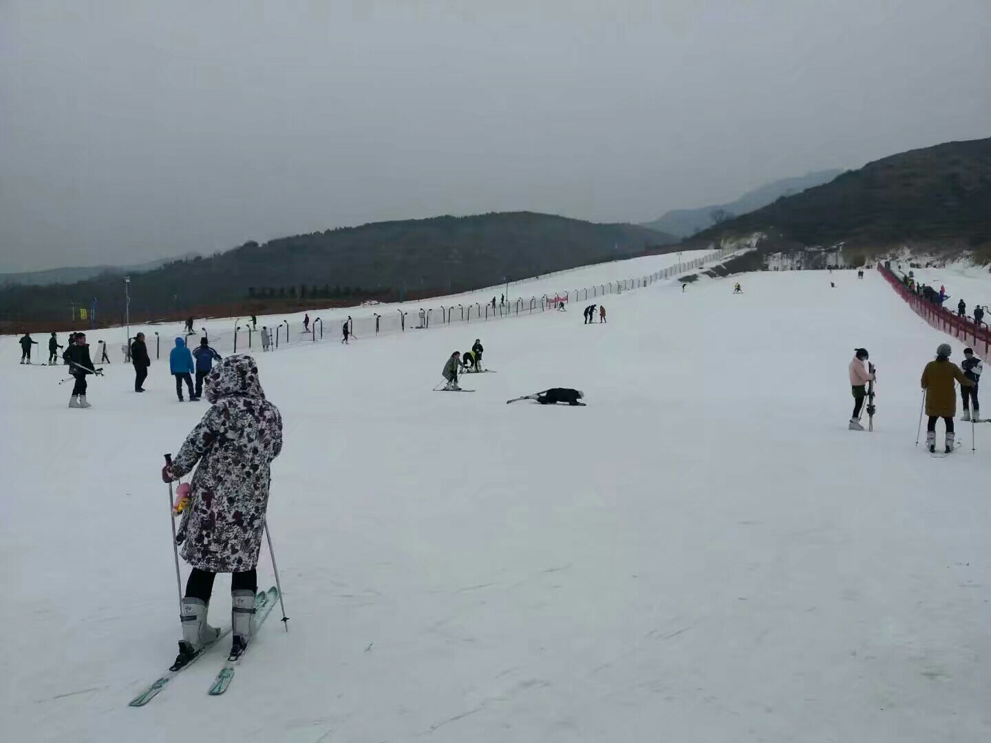 山西省运城市绛县东华山滑雪场一日游