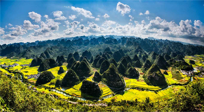 万峰林人口_万峰林风景区图片